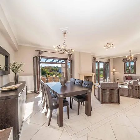 Вилла Classic Atsoupades